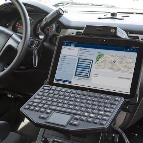 Motion Computing vehicle dock in police vehicle